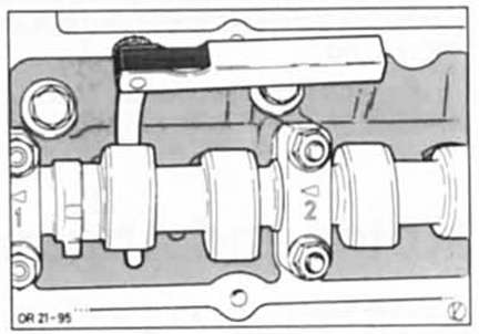 Ford Fiesta Reparaturanleitung. Ventilspiel prüfen/einstellen