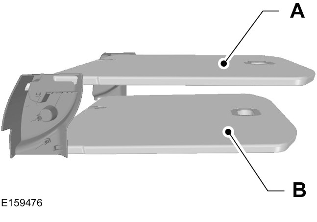 Ford Fiesta. Stauraum hinten unter dem boden