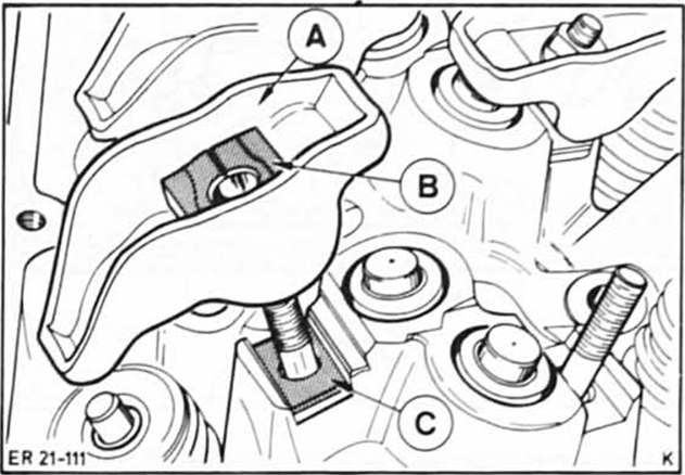 Ford Fiesta Reparaturanleitung. Nockenwelle aus- und einbauen