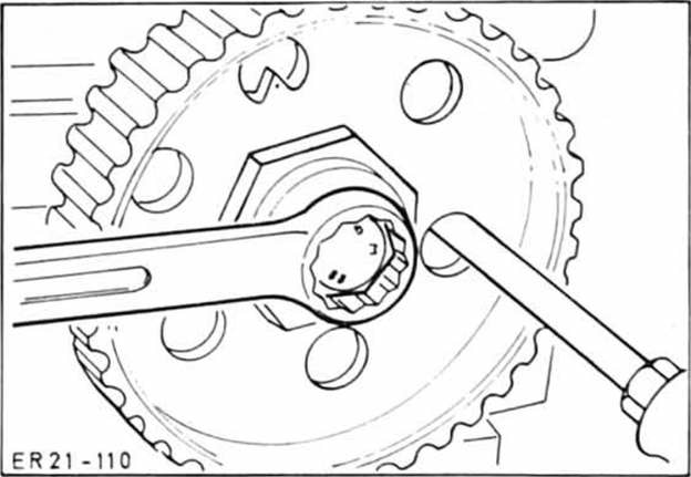 Ford Fiesta Reparaturanleitung. Nockenwelle aus- und einbauen