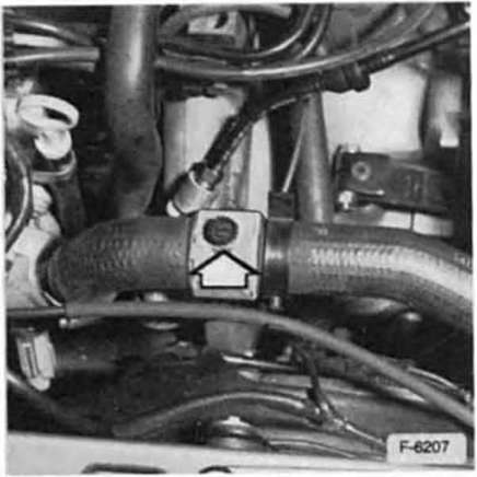 Ford Fiesta Reparaturanleitung. Kühlmittel wechseln
